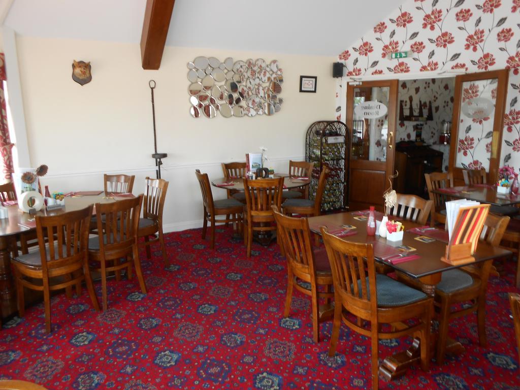 Fox And Hounds Country Inn Willingham  Zewnętrze zdjęcie